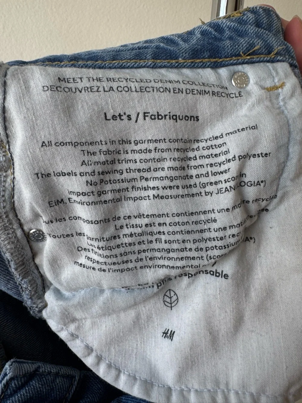 H&M Relaxed Fit Blue Denim Jeans - Picture 4 of 4